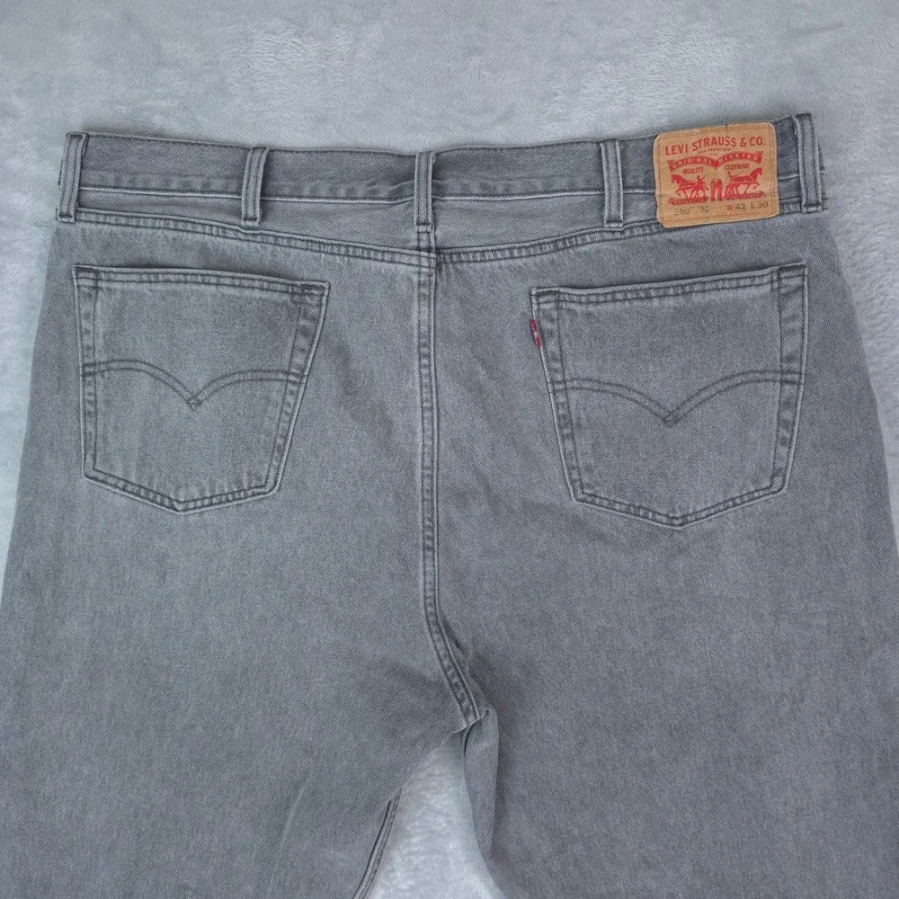 Levis 550 '92 Relaxed‎ Fit Jeans Men 42x30 Gray Denim Cotton Casual Minimalist